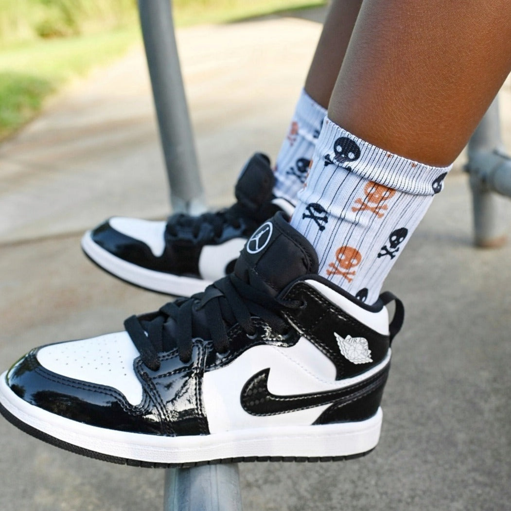 Skull socks