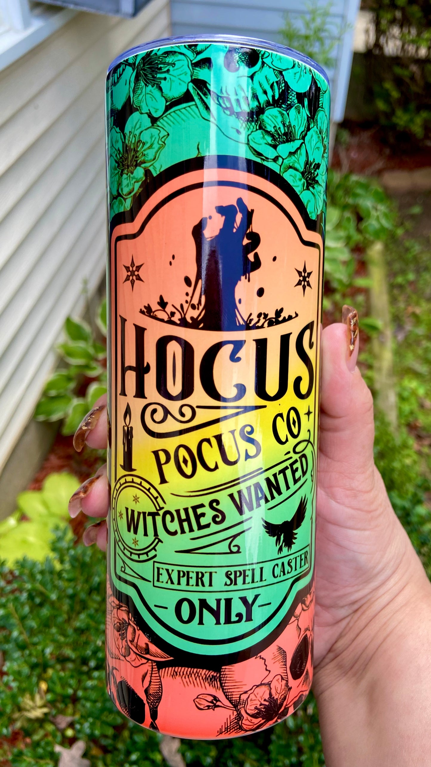 Hocus pocus witches wanted 20 oz Tumble green