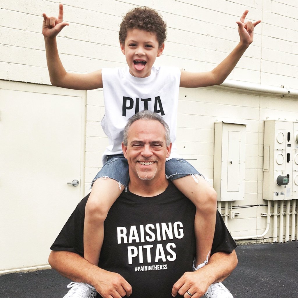 RAISING PITAS SET